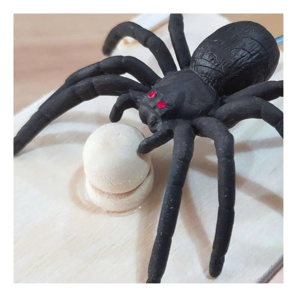 Juguete Caja De Madera Con Araña - Imagen 2