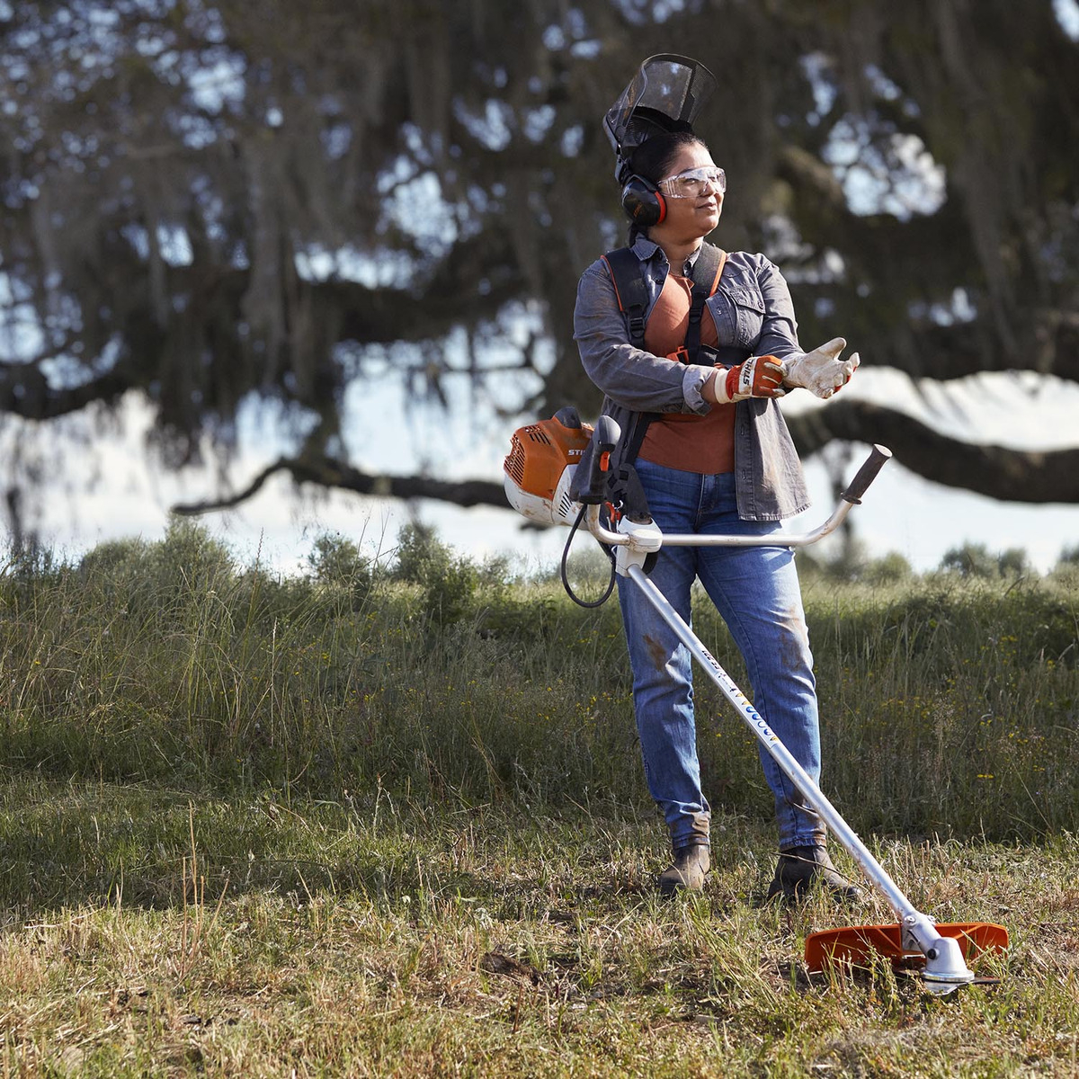 Desbrozadora Stihl A Gasolina Fs 221 2.3cv Cuchillo 3 Puntas - Imagen 3