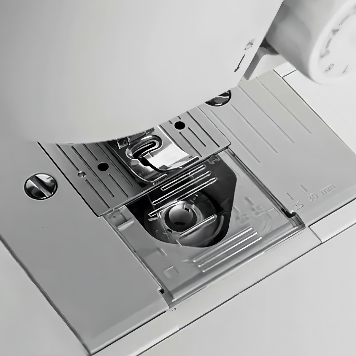 Maquina De Coser Electrica Singer S-m1255 6 Puntadas Con Luz - Imagen 4