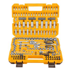 Set X 201 Pcs Juego Dados + Acce + Valija Ingco Hkts082016